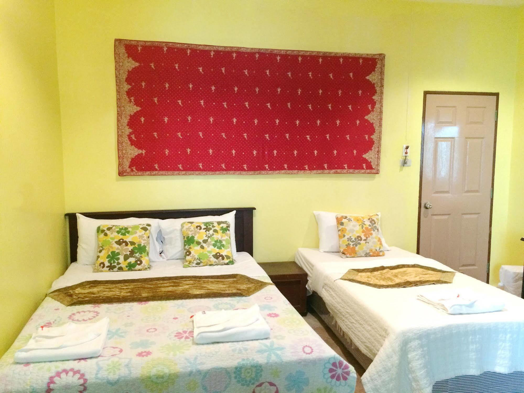 Goldsea Beach Patong Exterior photo