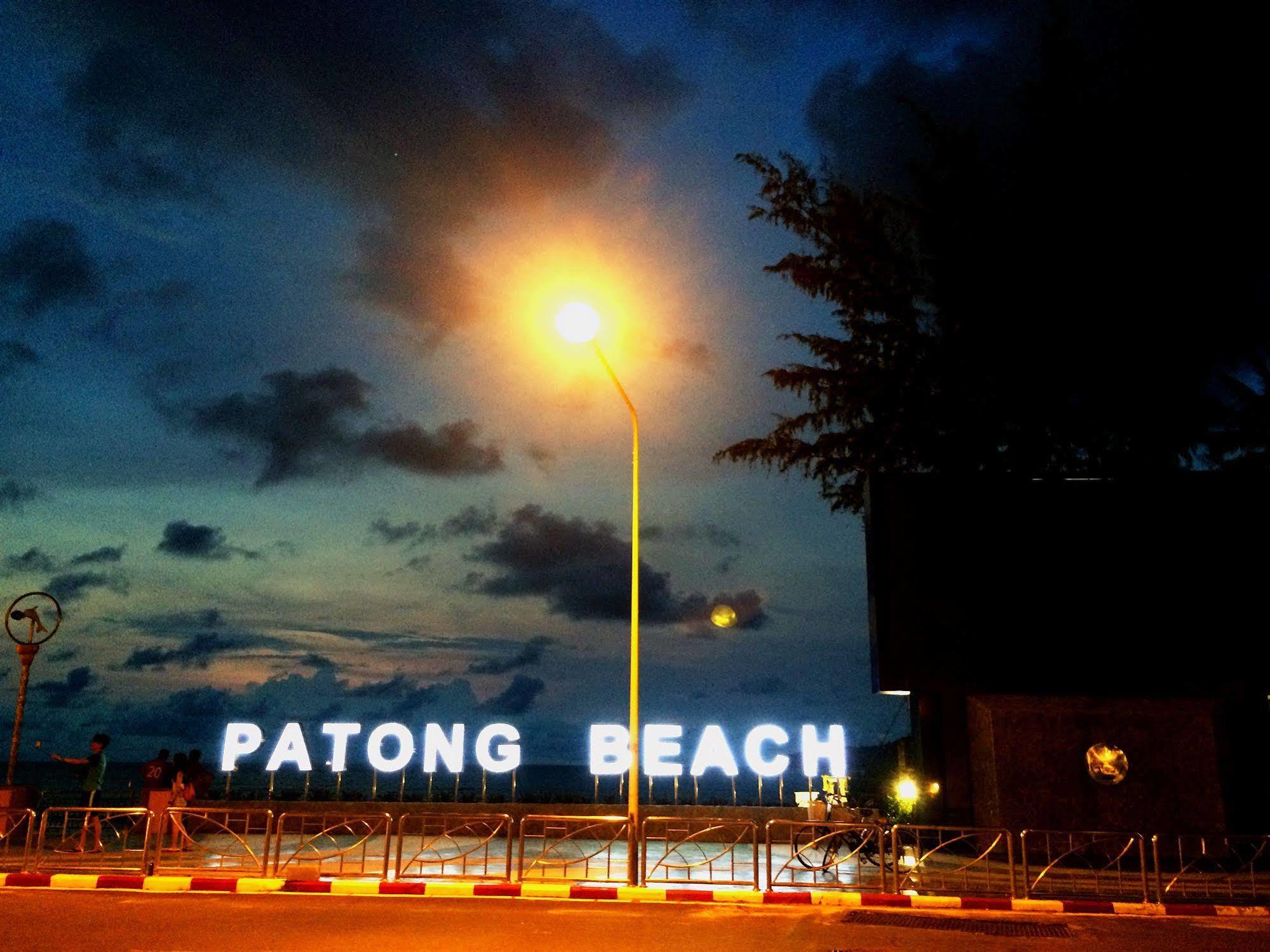 Goldsea Beach Patong Exterior photo