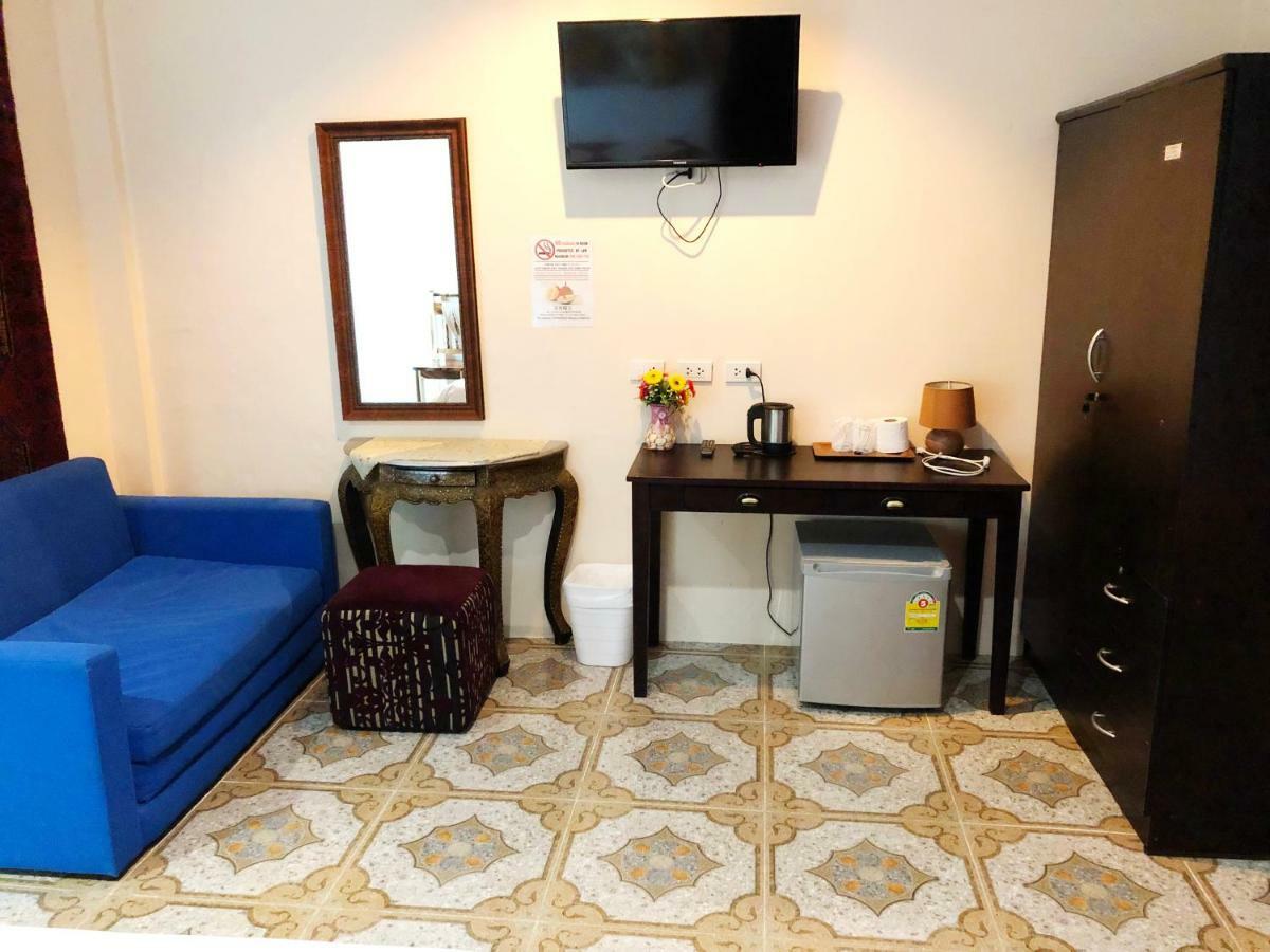 Goldsea Beach Patong Exterior photo